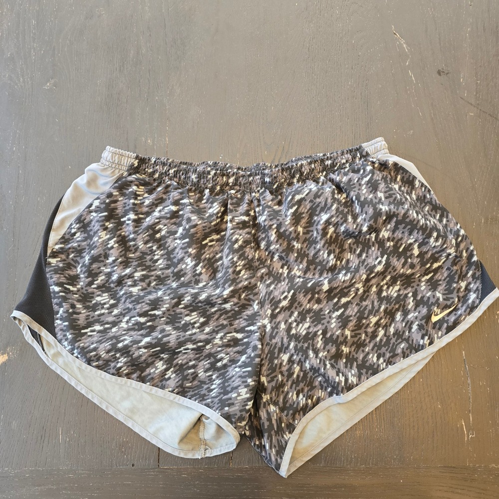 Nike Womens Dri-FIT Running Shorts Grey Black Digital Camo Pixel Print Size‎ L